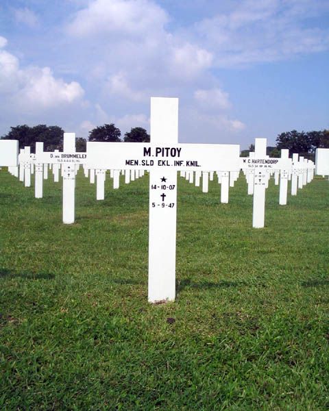 pitoy.m.2005.jpg