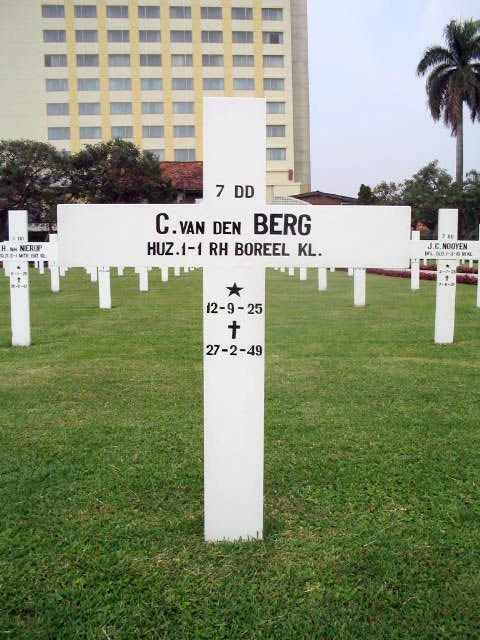 berg.v.den.c.2005.jpg