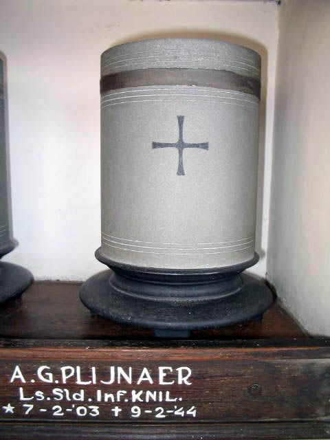 plijnaer.a.g.2005.jpg