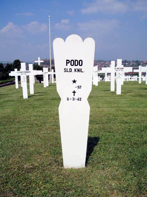 podo.2004.jpg