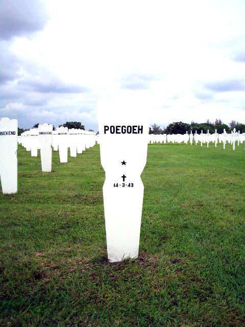 poegoeh.2005.jpg