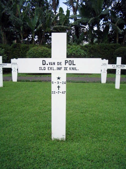 pol.v.de.d.2005(1).jpg