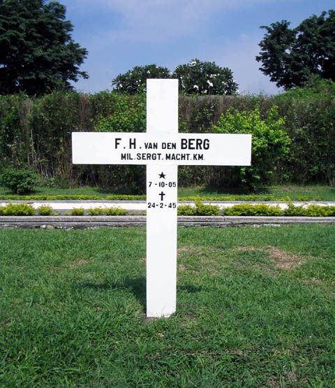 berg van den.f.h.2005.jpg