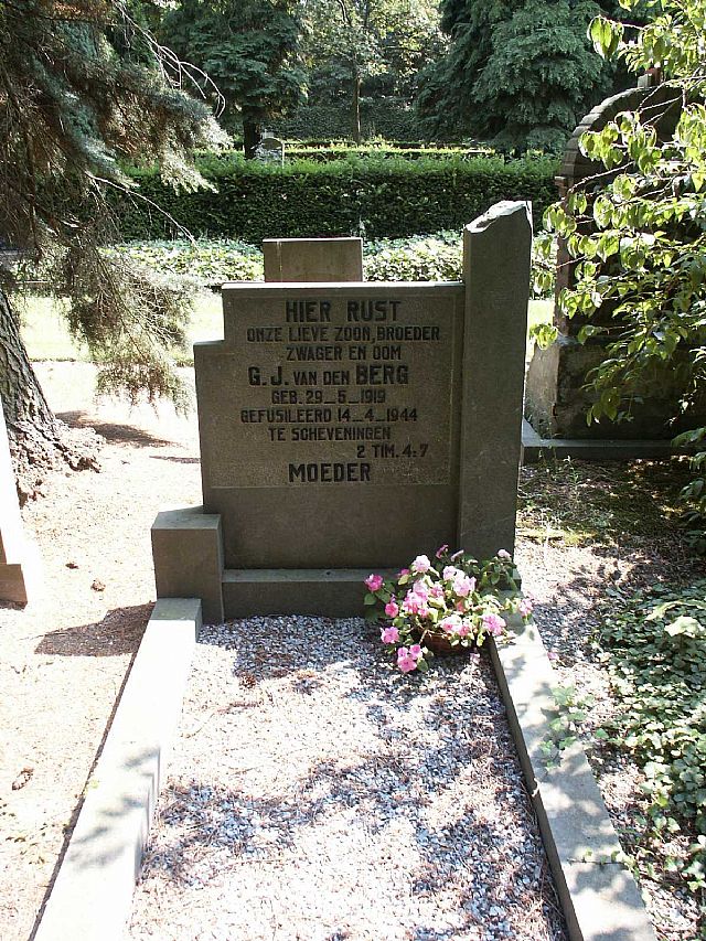 Van den Berg(1).jpg