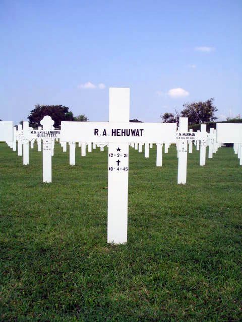 hehuwat.r.a.2005.jpg