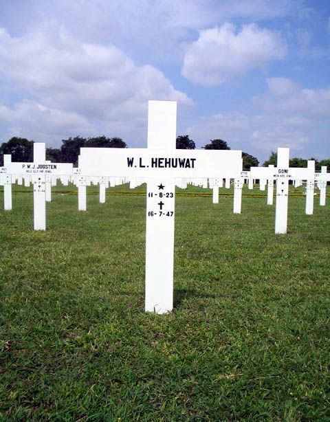 hehuwat.w.l.2005.jpg