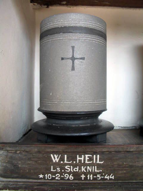 heil.w.l.2005.jpg