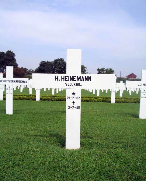heinemann.h.2005.jpg