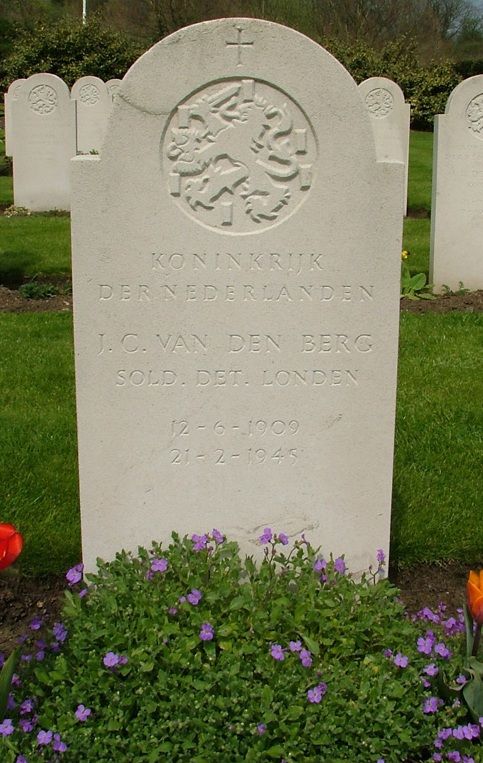 berg.van.den.j.c.2008.jpg