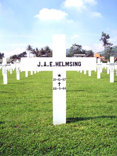 helmsing.j.a.e.2005.jpg
