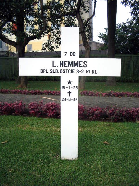 hemmes.l.2005.jpg