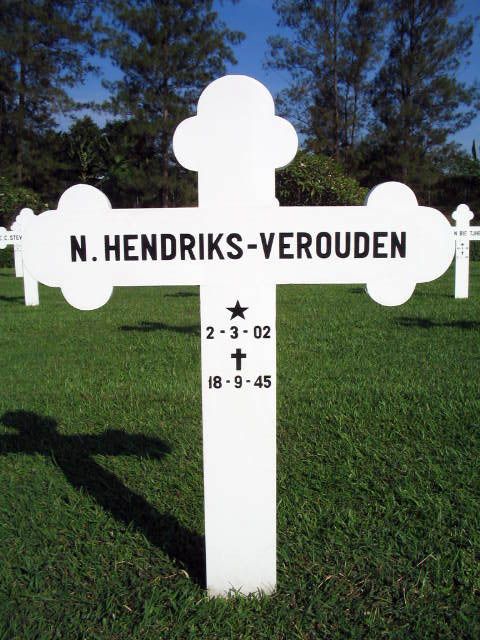 hendriks verouden n.2004.jpg