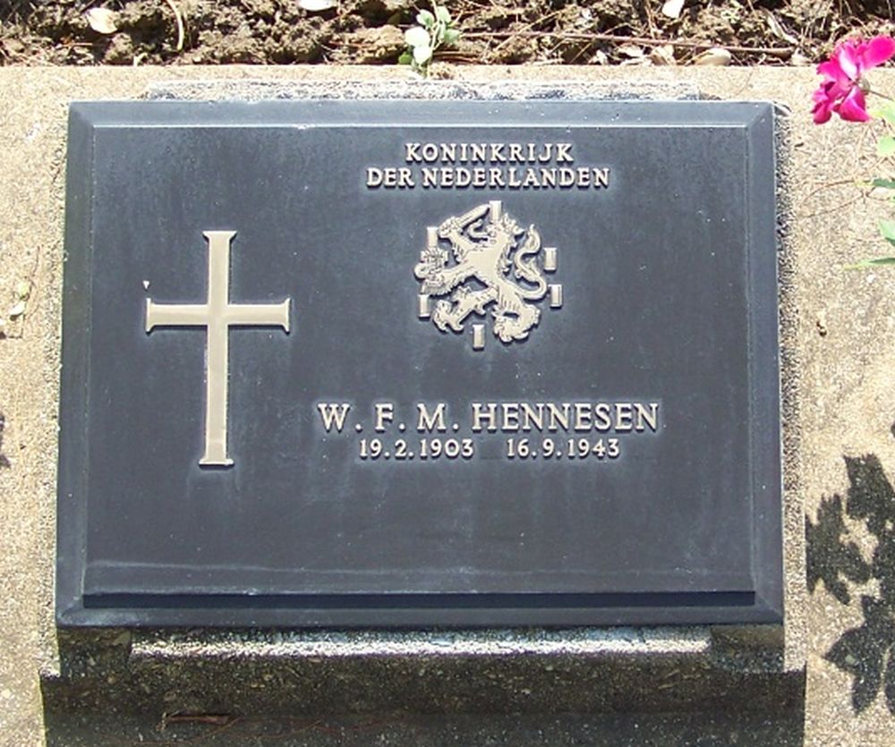 5. E. 4.JPG
