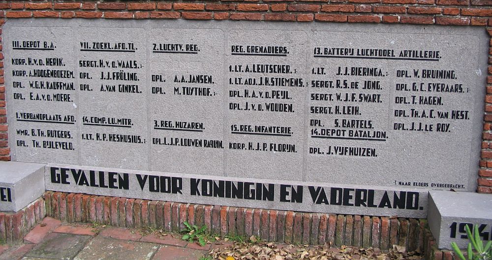 Grafmonument Voorburg.jpg