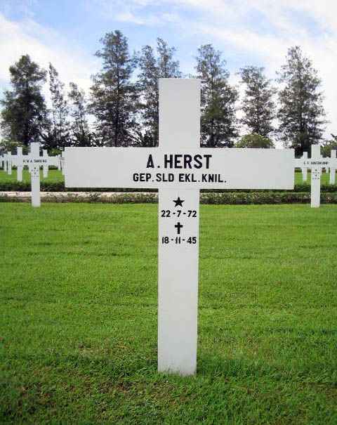 herst a.jpg