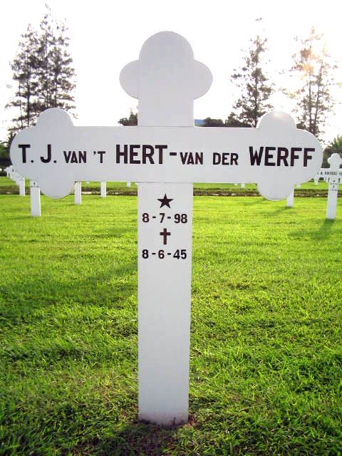 hert van t werff v der t.j.2004.jpg