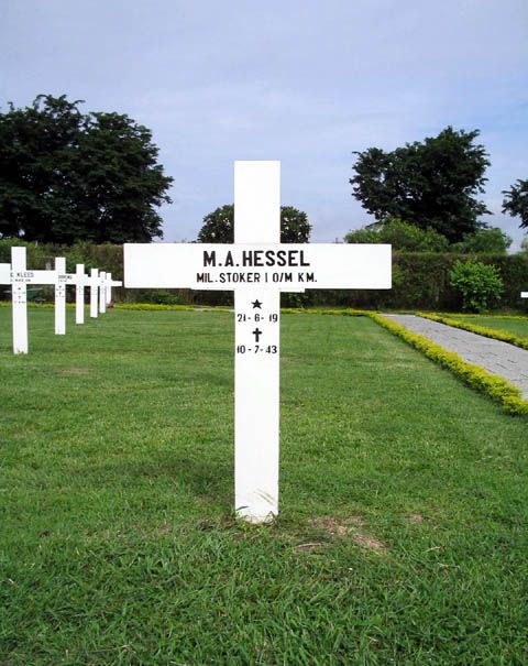 hessel.m.a.2005.jpg