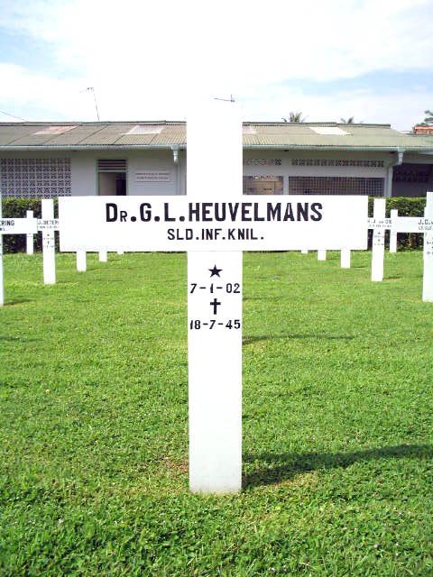 heuvelmans.g.l.2005.jpg