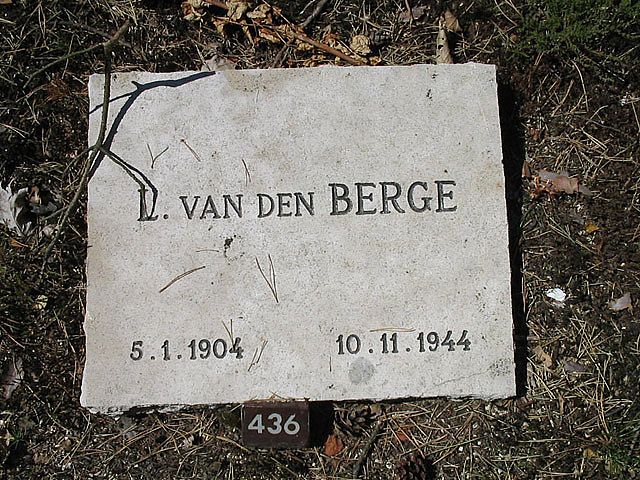 L.v.den Berge.jpg