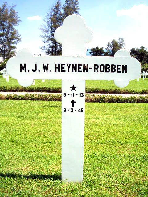 heynen robben m.j.w.2004.jpg