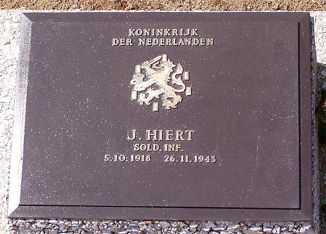 hiert.j.2006.jpg