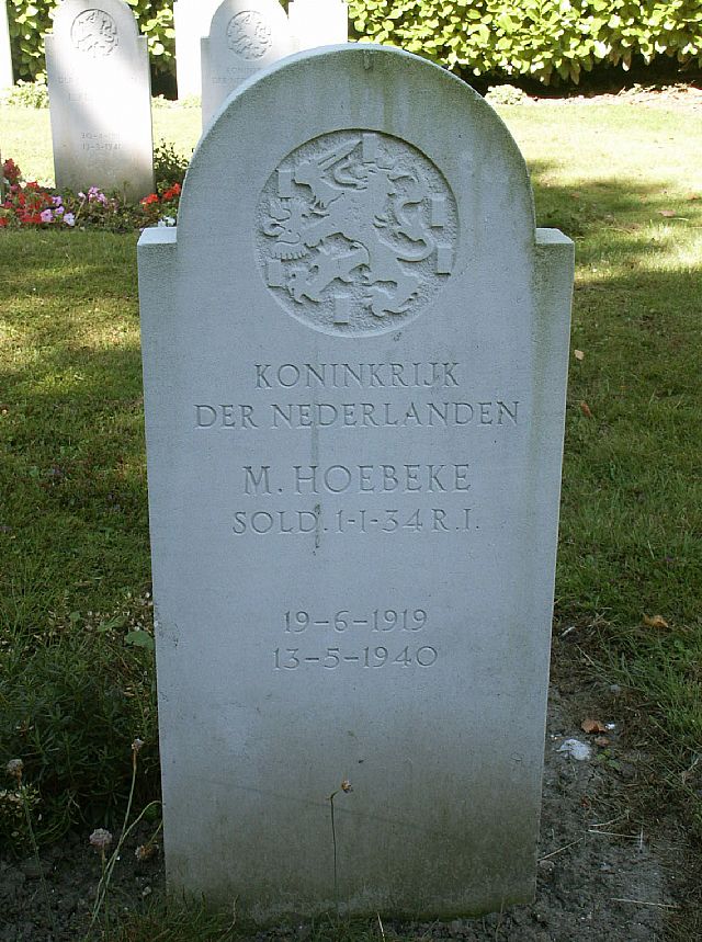 M.Hoebeke.jpg