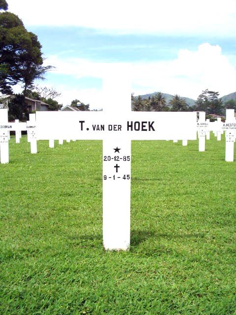 hoek.v.der.t.2005.jpg