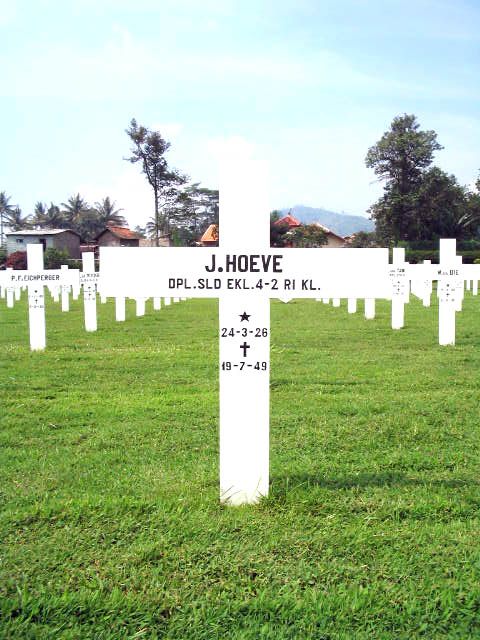hoeve.j.2005.jpg