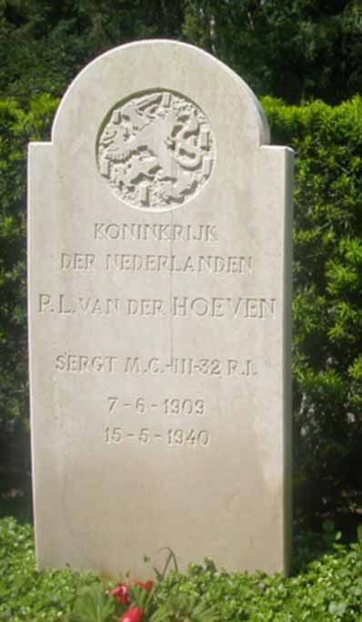 p.l.v.der hoeven.jpg