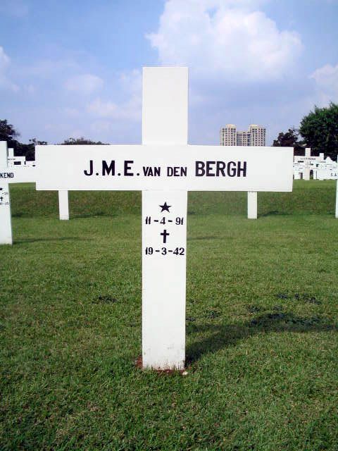 bergh.v.den.j.m.e.2005.jpg