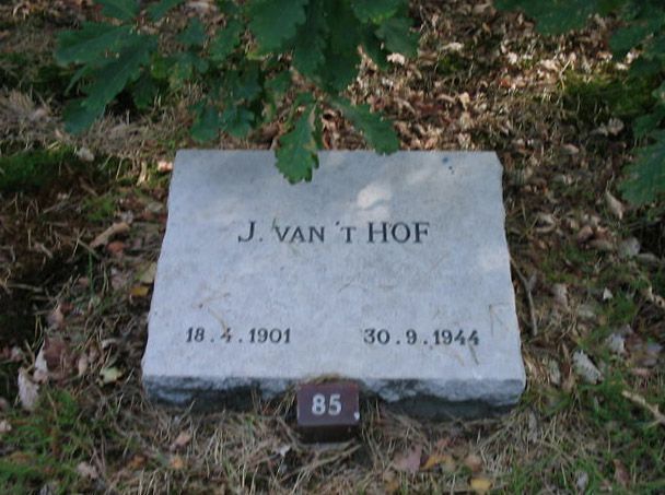 J.v.t.Hof.jpg