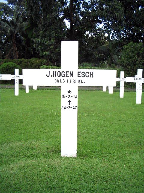 hogen esch.j.2005.jpg