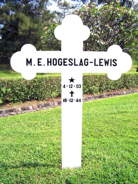hogeslag.lewis.m.e.2004.jpg.JPG
