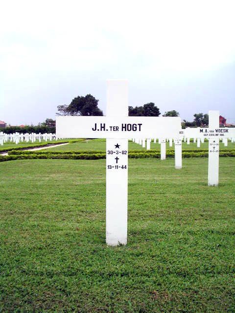 hogt.ter.j.h.2005.jpg