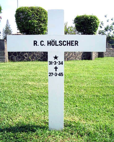 holscher r.c.2004.jpg.JPG