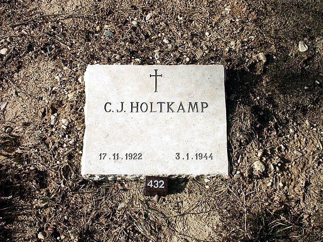 holtkamp.c.j.loen.2005.jpg