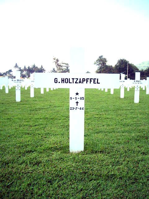 holtzapffel.g.2005.jpg