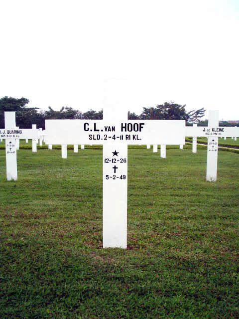 hoof.van.c.l.2005.jpg