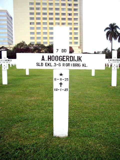 hoogerdijk.a.2005.jpg