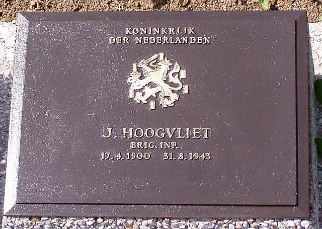 hoogvliet.j.2006.jpg