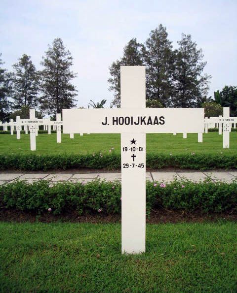 hooijkaas j.jpg