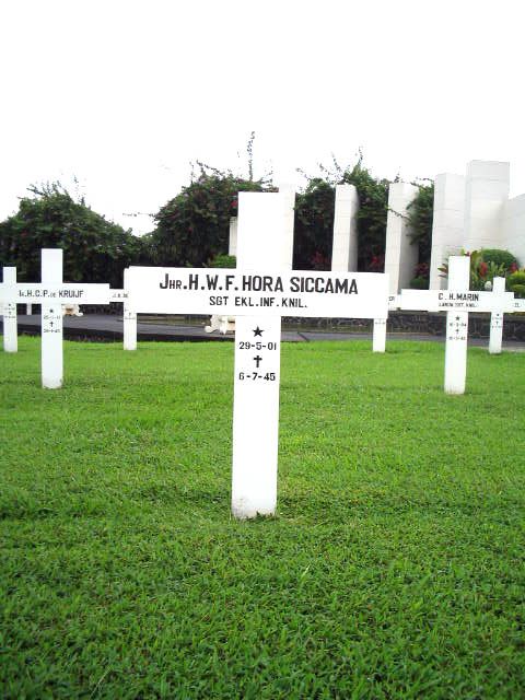 hora.siccama.h.w.f.2005.jpg