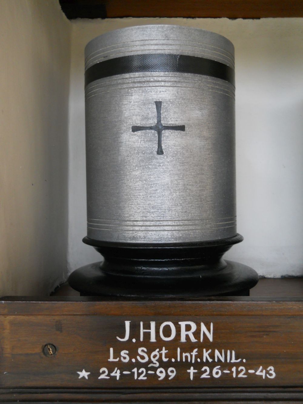 horn.j..jpg