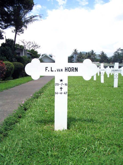 horn.van.f.l.2005.jpg