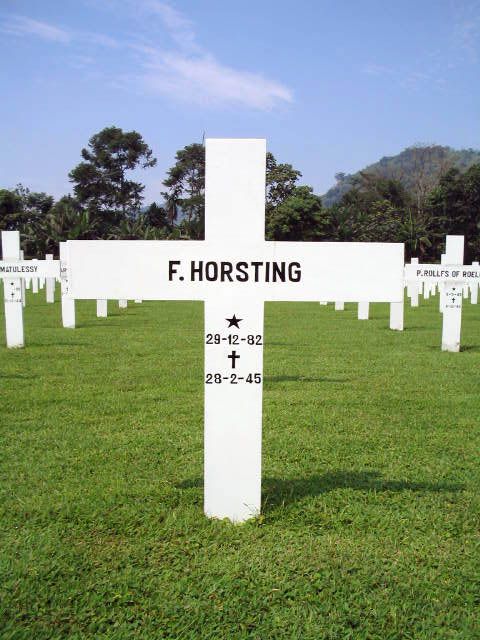 hosting.f.2005.jpg