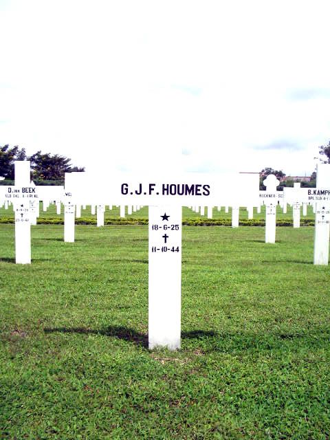 houmes.g.j.f.2005.jpg