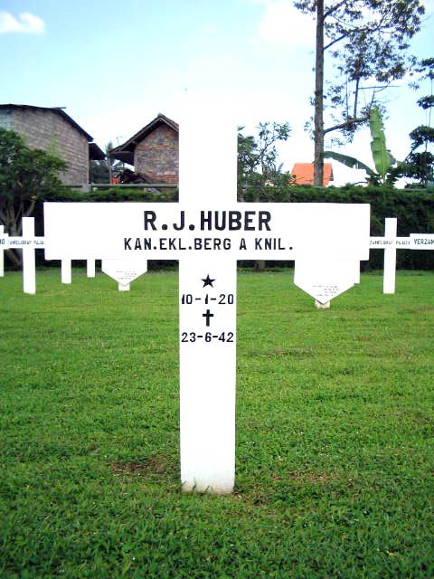 huber.r.j.2005.jpg