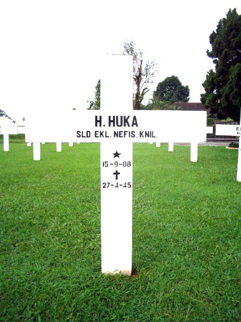 huka.h.2005.jpg