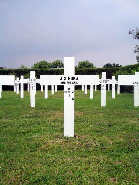 huka.j.s.2005.jpg