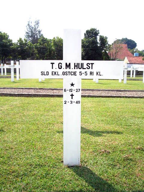 hulst.t.g.m.2004.jpg.JPG